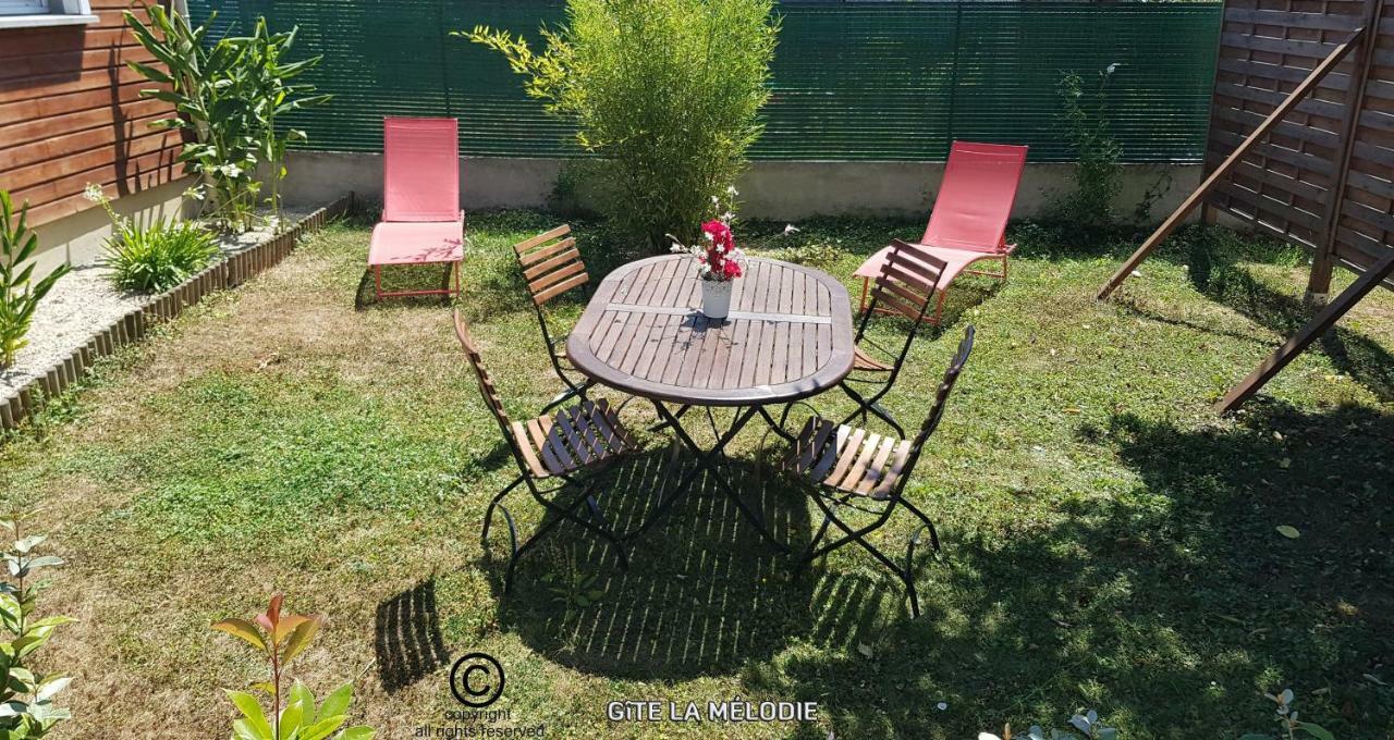 Gite La Melodie Longueville  Exterior foto
